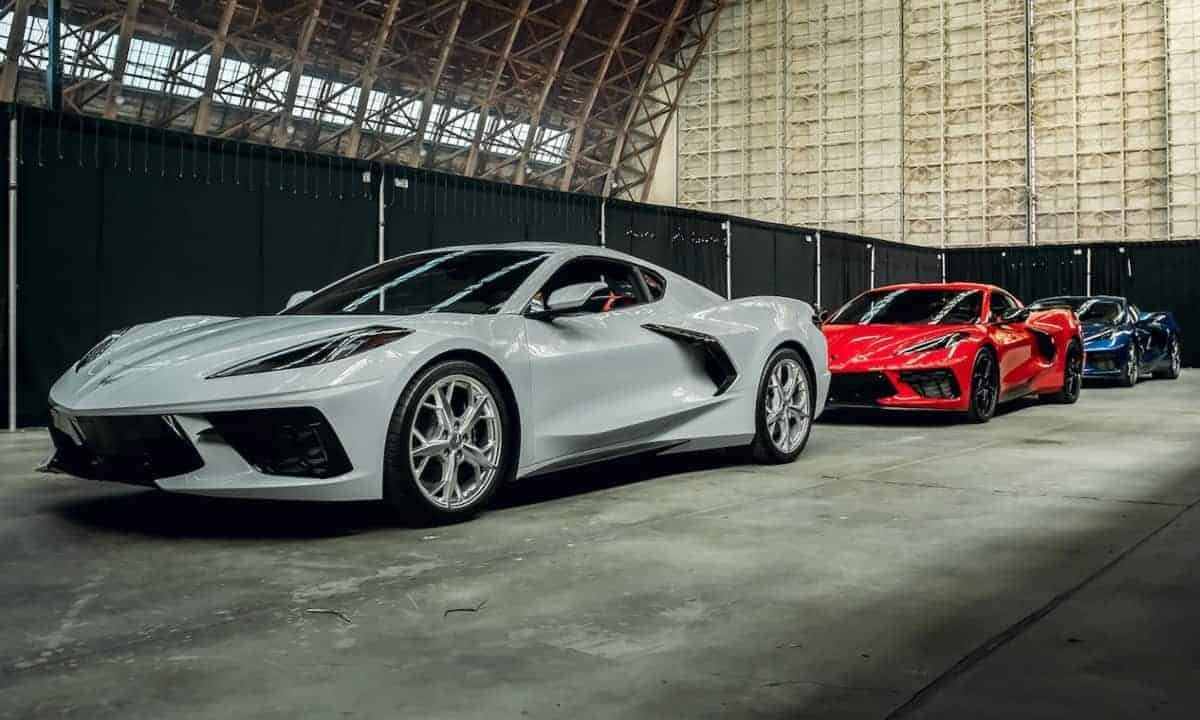 2020-Corvette-C8-Supercar