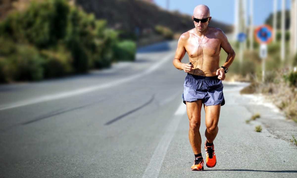 Man exercising to increase sperm count